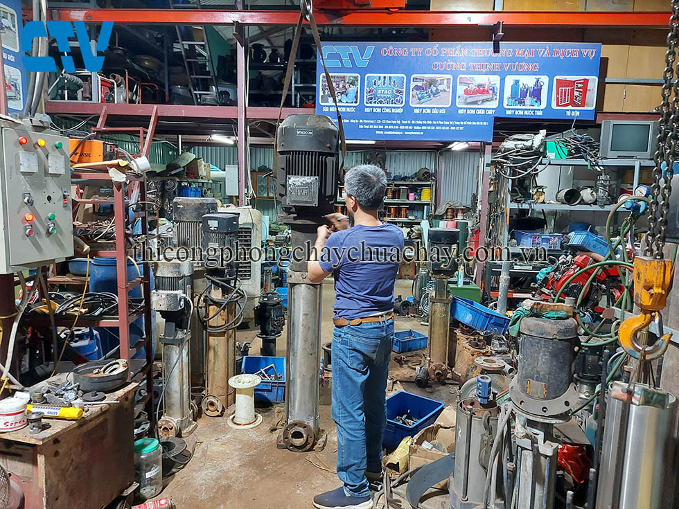 Sửa chữa thay cánh máy bơm trục đứng, bơm nồi hơi